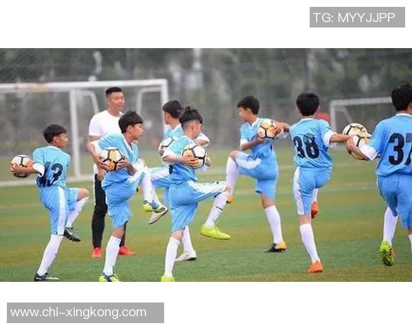 拉玛足球青训营助力青少年成长打造未来足球明星的摇篮 拉玛足球青训营助力青少年成长打造未来足球明星的摇篮